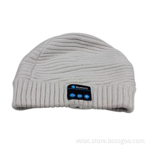Bluetooth hat with phone/mp3 player function